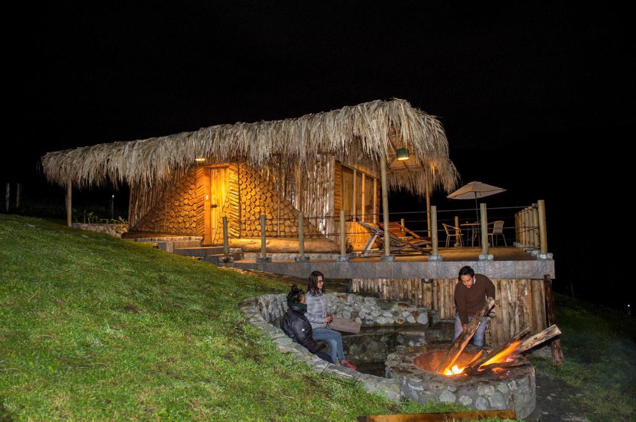 Hostal La Laguna Villamaria Bagian luar foto