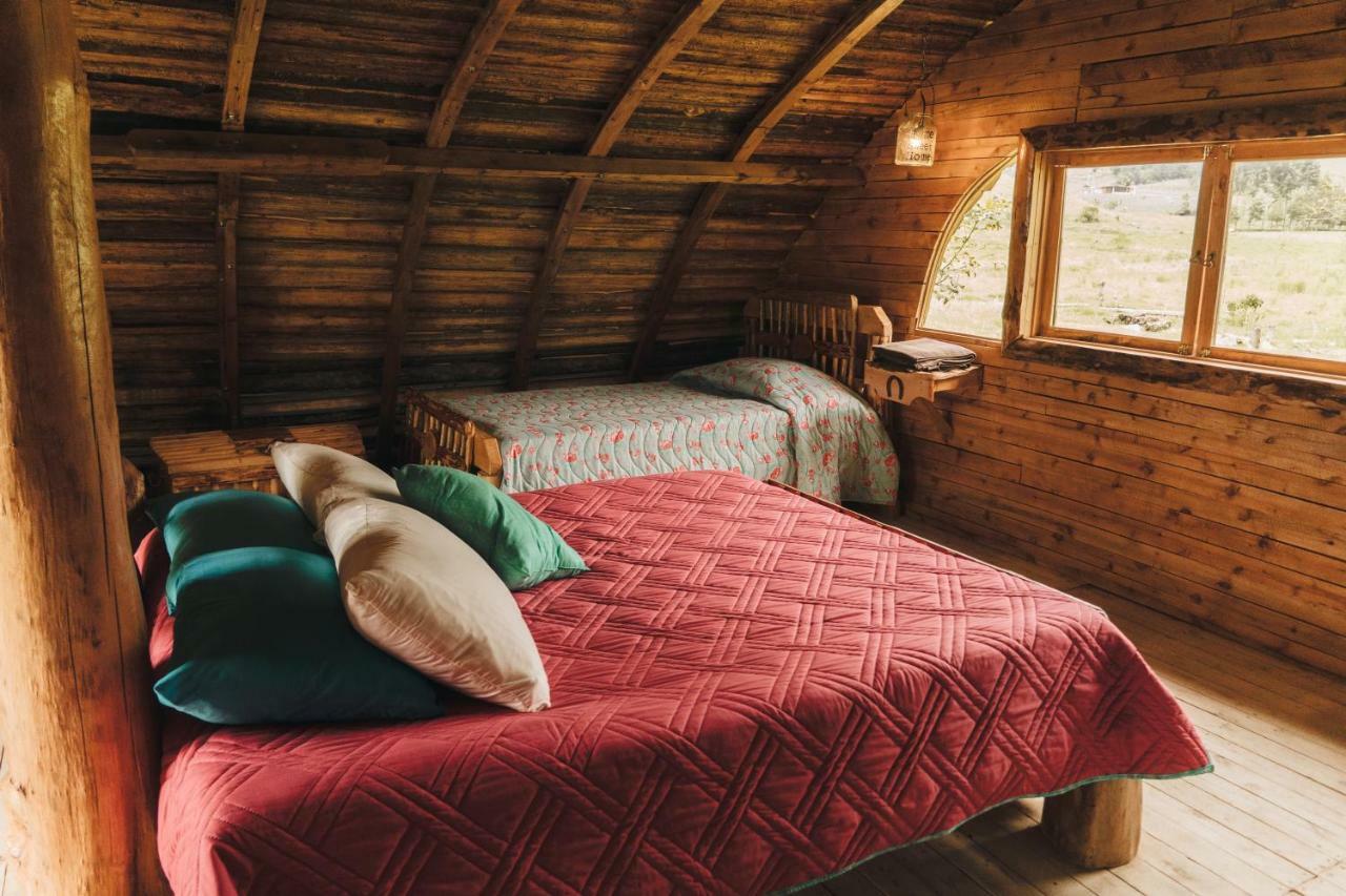 Hostal La Laguna Villamaria Bagian luar foto